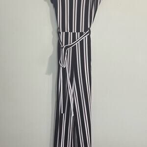 Forever 21 Women's Burgundy and White Jumpsuit Suede US Size L